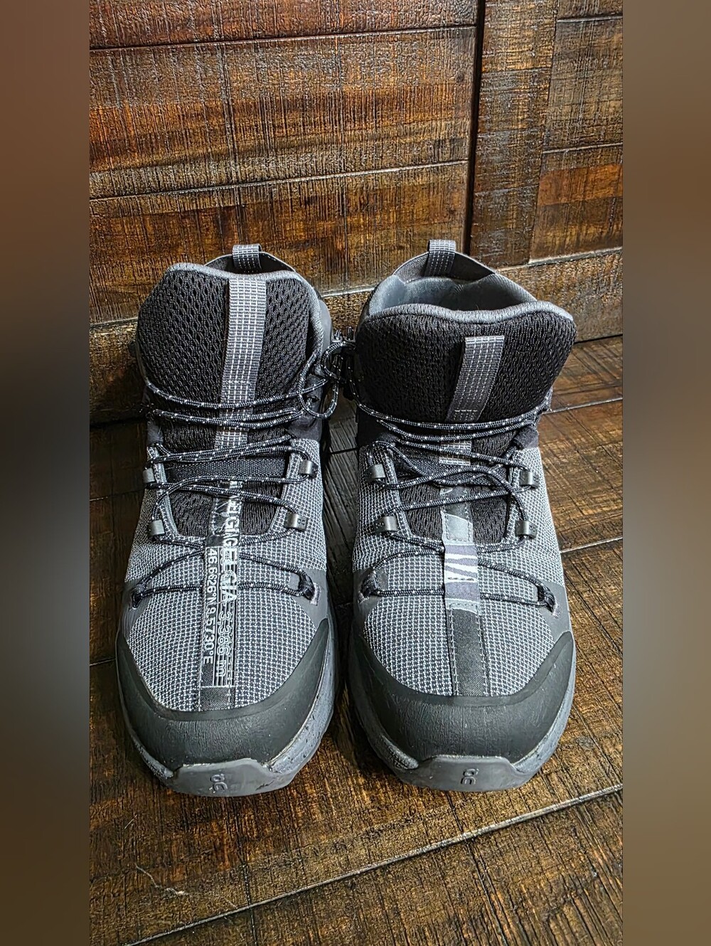 ON Running Cloudtrax Black/Rock Hiking One-Pull Lacing Waterproof Shoes Womens 9 - Picture 2 of 7